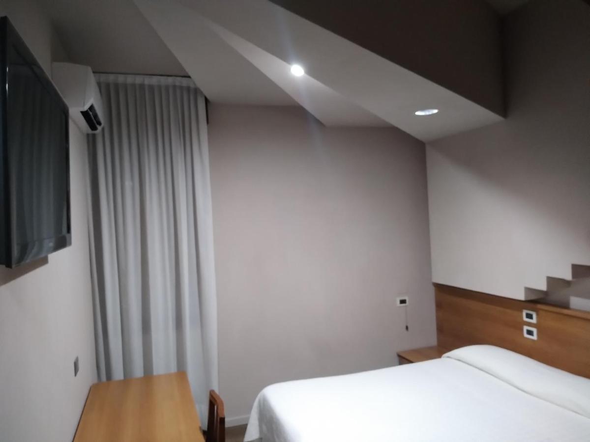 意大利公园酒店 泰兹扎布伦塔 外观 照片